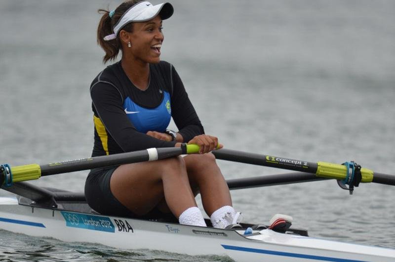 Brasileira garantiu passagem para final C ao terminar na segunda coloca&ccedil;&atilde;o