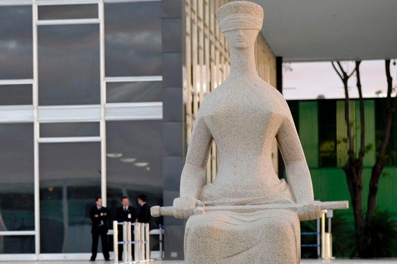 Supremo Tribunal Federal ir&aacute; julgar 38 r&eacute;us do mensal&atilde;o