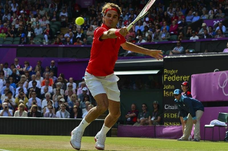 Federer vence Isner e garante vaga na semifinal ol&iacute;mpica do t&ecirc;nis