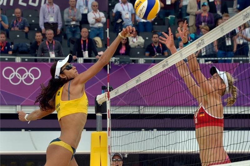 Talita e Maria Elisa vencem australianas e seguem invictas no v&ocirc;lei de praia