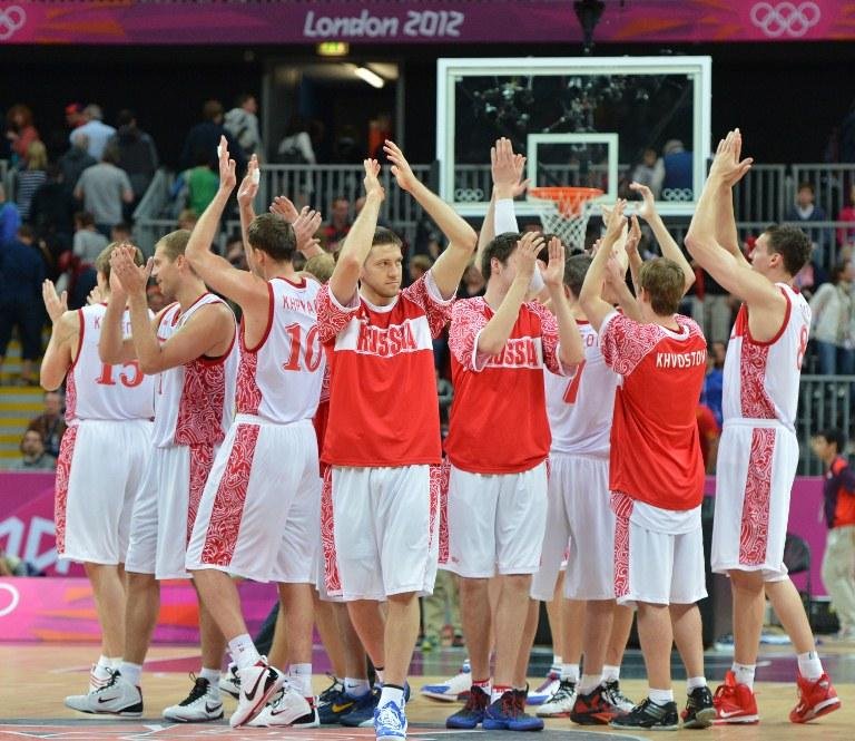 R&uacute;ssia comemora vit&oacute;ria sobre a Espanha no basquete masculino em Londres