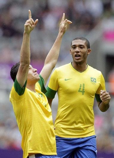 E Dami&atilde;o marcou o gol da virada brasileira