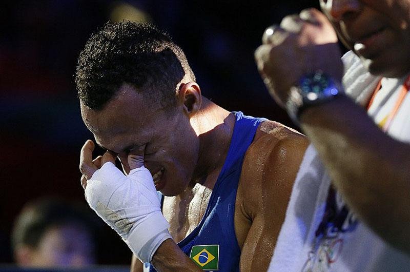 Brasileiro foi eliminado nas quartas de final do boxe