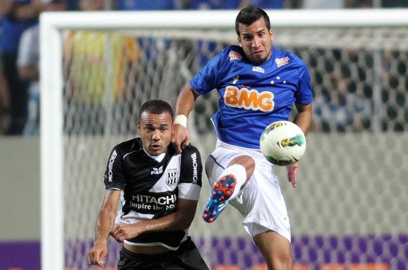 Pr&oacute;ximo rival do Gr&ecirc;mio, Ponte Preta bate Cruzeiro fora de casa