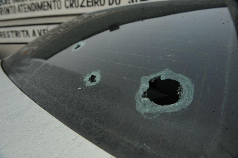 Polo foi atingido por mais de 10 tiros na manh&atilde; desta segunda-feira