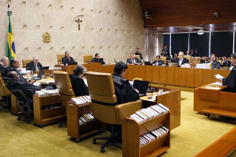 Segunda-feira foi primeiro dia de defesas dos r&eacute;us no julgamento do mensal&atilde;o no STF