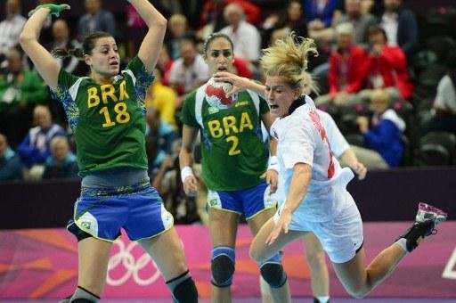 Sele&ccedil;&atilde;o de handebol perdeu para a Noruega por 21 a 19