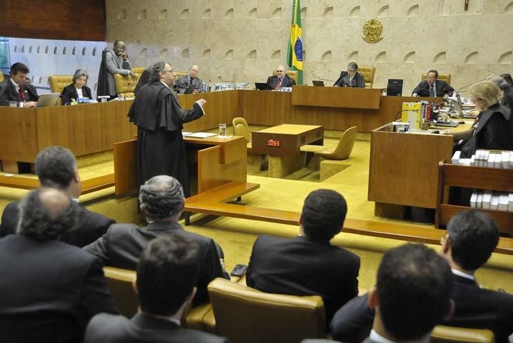 Advogado Leonardo Yarochewsky, faz a defesa da ex-diretora financeira da SMP&B Simone Vasconcelos no STF