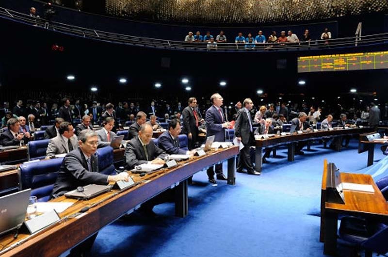 Senado aprova obrigatoriedade do diploma para jornalistas