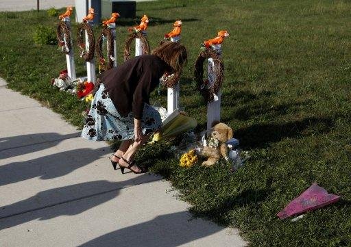 Um memorial foi improvisado em Oak Creek