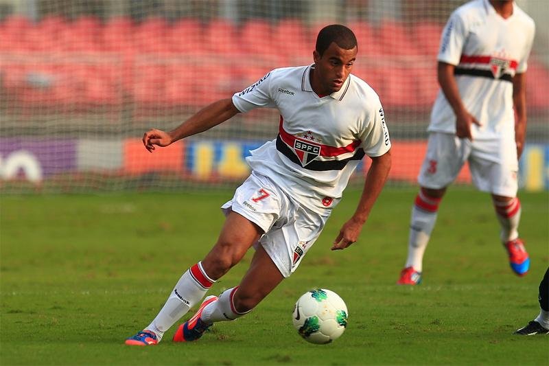 S&atilde;o Paulo vende Lucas pelo maior valor da hist&oacute;ria no Brasil