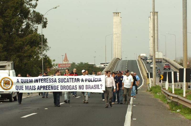Tr&acirc;nsito est&aacute; normalizado no local, segundo a EPTC