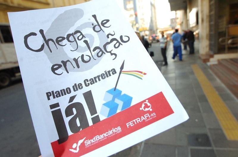 Uma das reivindica&ccedil;&otilde;es &eacute; o plano de carreira