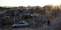 Tremores destruíram casas e deixaram um saldo de pelo menos 250 mortos no Irã