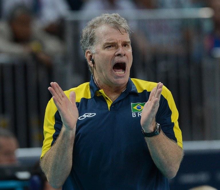 Bernardinho estar&aacute; &agrave; frente da sele&ccedil;&atilde;o masculina de v&ocirc;lei em 2016