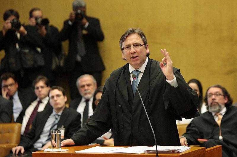 Defesa de Duda Mendon&ccedil;a argumenta que valores recebidos do PT t&ecirc;m data anterior &agrave; den&uacute;ncia