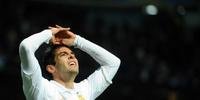 Milan admitiu interesse em contratar Kaká, mas recuou diante do alto valor da transferência 