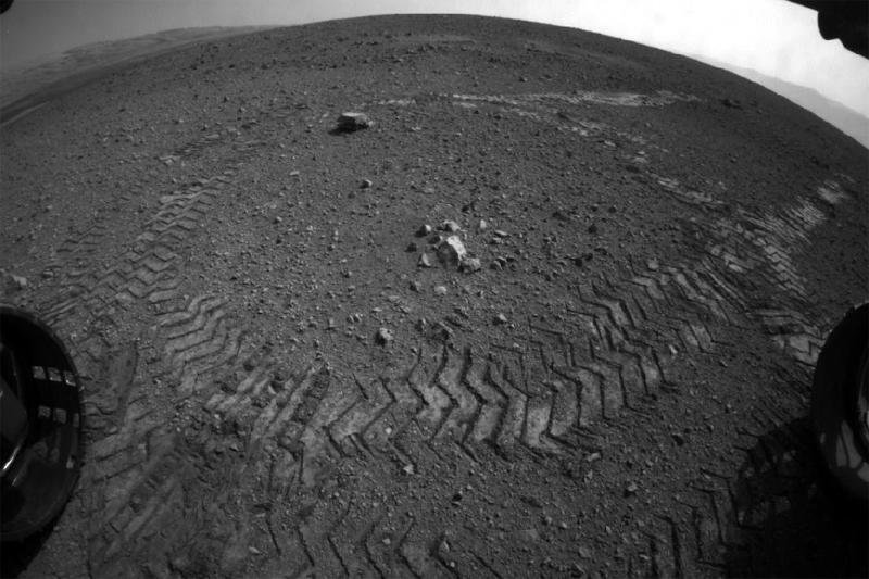 Primeiros movimentos do rob&ocirc; Curiosity em Marte s&atilde;o um sucesso