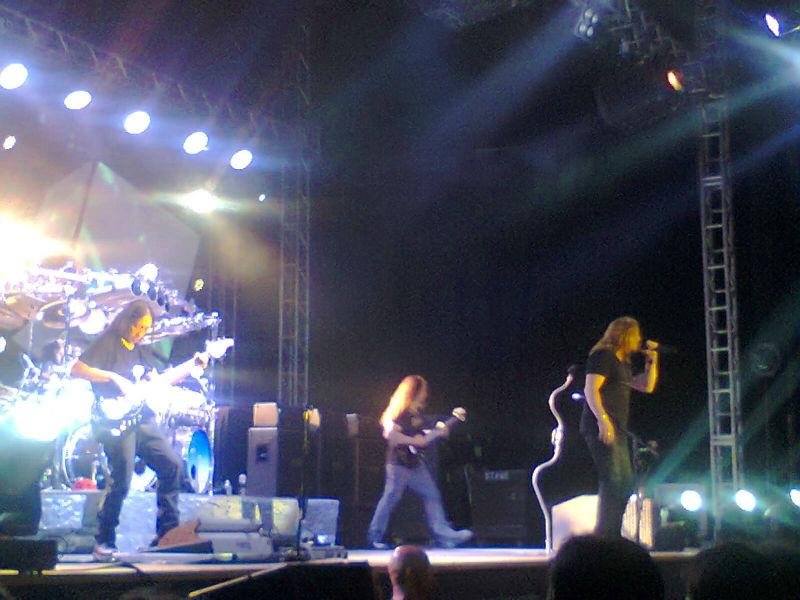 Dream Theater lotou show em Porto Alegre