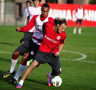 Forl&aacute;n disputar&aacute; o primeiro Gre-Nal