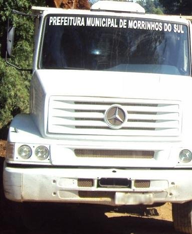 Criminosos roubaram caminh&atilde;o da garagem da prefeitura