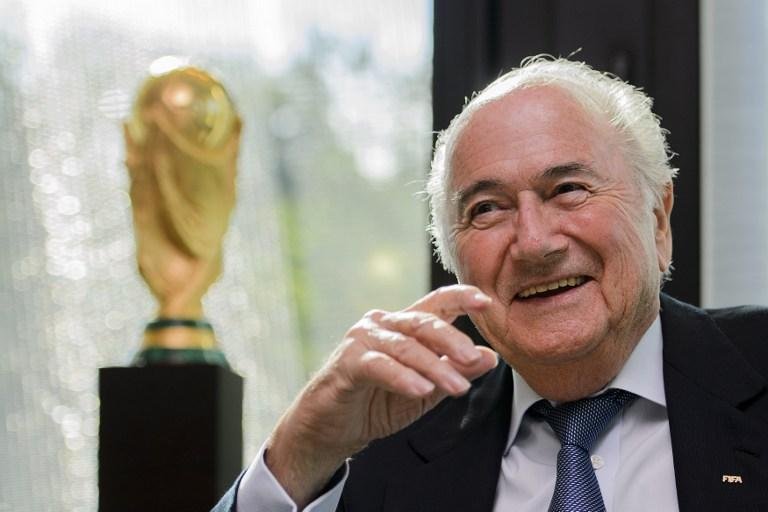 Blatter afirma que n&atilde;o funciona advertir Brasil por obras da Copa