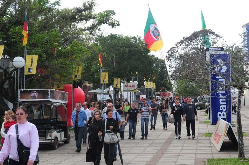 Feira pode ser conferida at&eacute; amanh&atilde; pelos visitantes