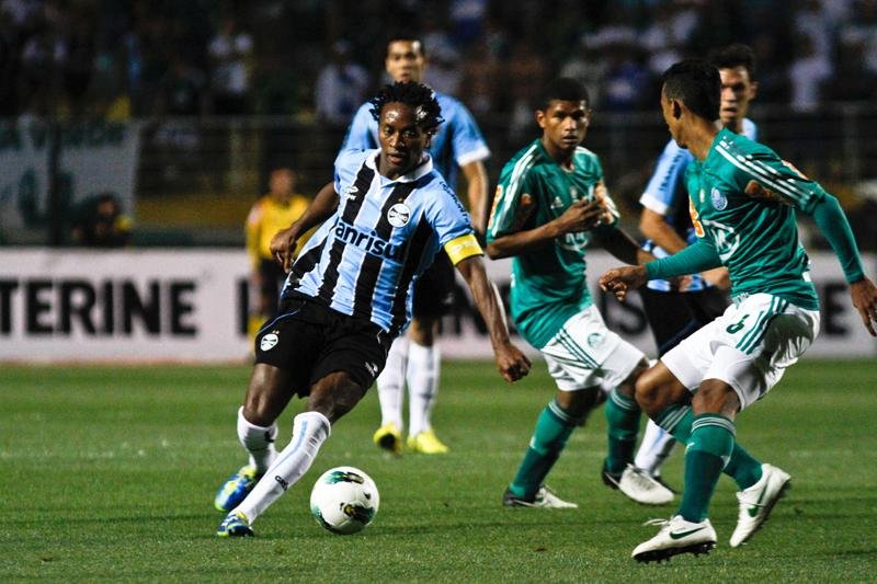 Gr&ecirc;mio empata em 0 a 0 com Palmeiras