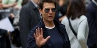 Advogado de Tom Cruise descarta "teste para namorada"