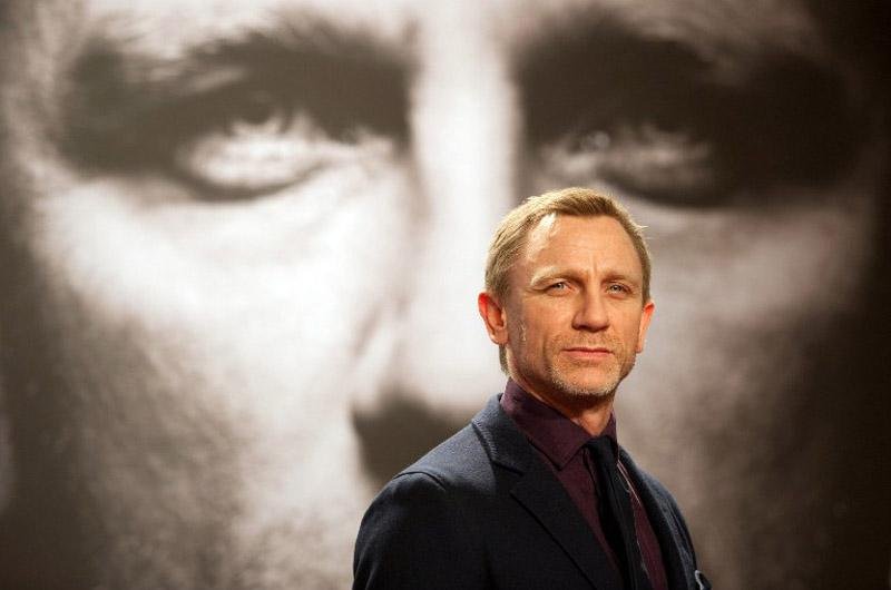 Daniel Craig deve encarnar James Bond em mais dois filmes