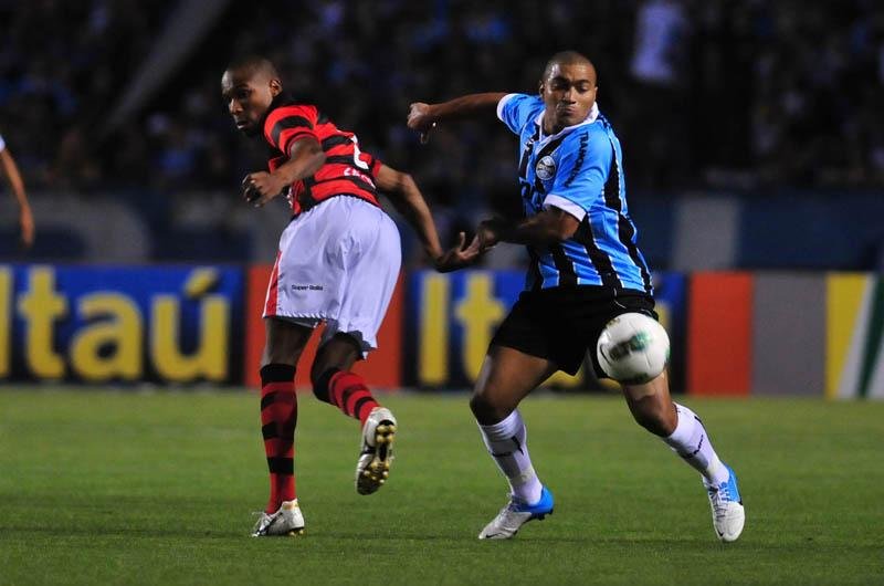 Gr&ecirc;mio confirma retorno de Pico e Moreno contra o N&aacute;utico