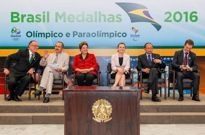 Dilma anuncia R$ 1 bilh&atilde;o em investimentos no esporte ol&iacute;mpico at&eacute; 2016