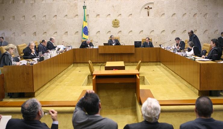 Maioria dos ministros votou pela condena&ccedil;&atilde;o de seis r&eacute;us do mensal&atilde;o por lavagem de dinheiro