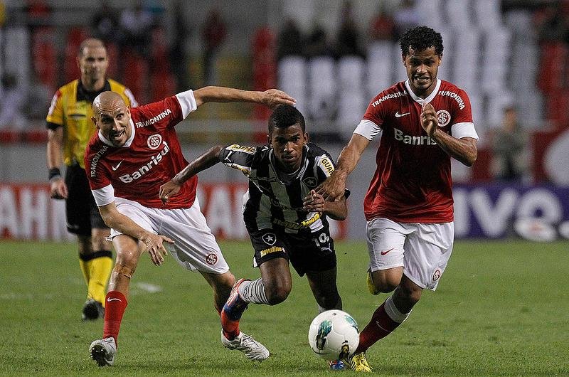 Davi lamenta excesso de empates do Inter