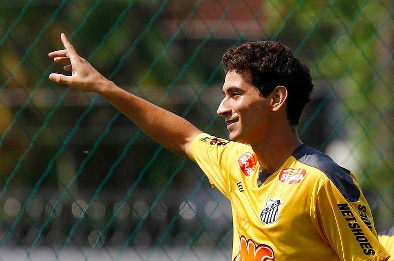 Ganso j&aacute; acertou sal&aacute;rios com Gr&ecirc;mio