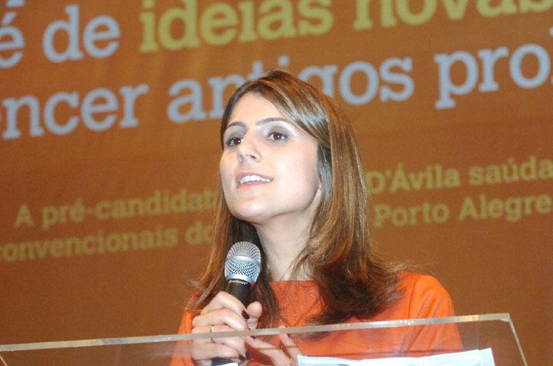TRE libera imagens de Dilma e Lula nos programas de Manuela