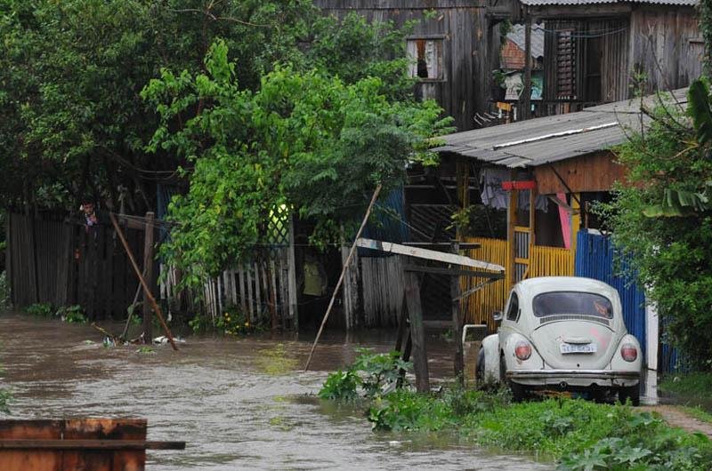Volume em Porto Alegre chegou a 120 mm desde s&aacute;bado 