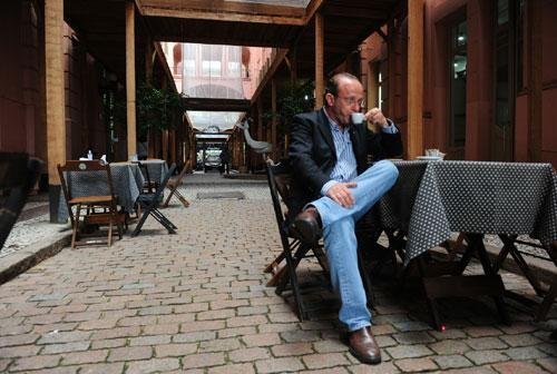 Na Casa de Cultura, Villaverde relembra encontros com Mario Quintana, seu conterr&acirc;neo, pelas ruas do Centro