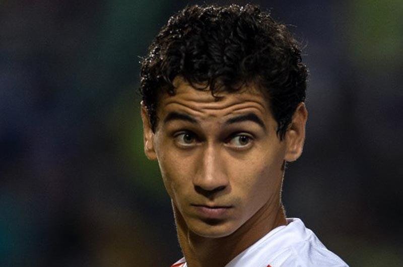 Ganso pode permanecer no Santos