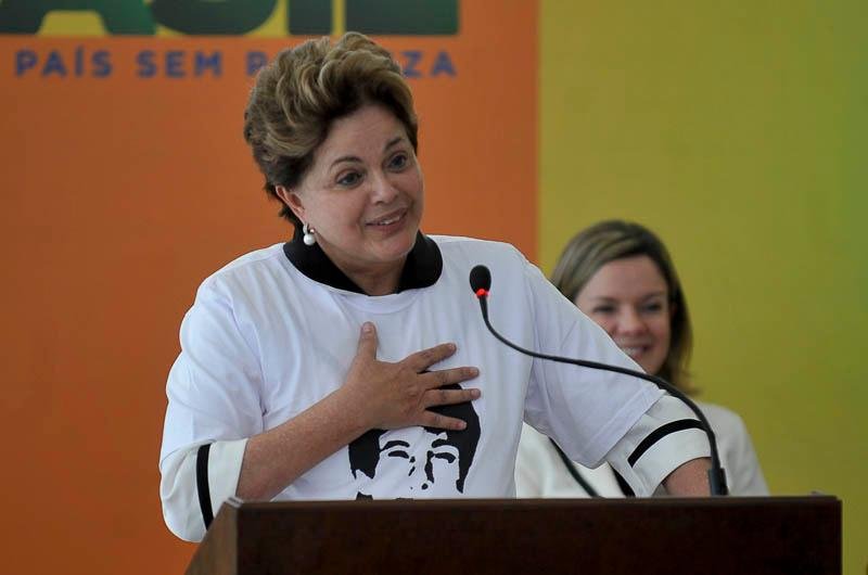 Dilma Rousseff lan&ccedil;a a campanha &acute;&acute;Pela Consci&ecirc;ncia no Tr&acirc;nsito`` do Pacto Nacional pela Redu&ccedil;&atilde;o de Acidente