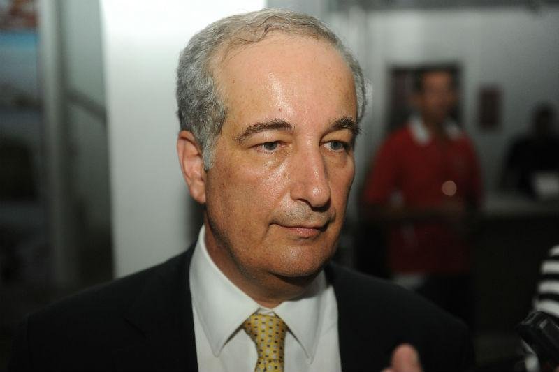 Giovanni Luigi disse que ainda n&atilde;o definiu se ir&aacute; buscar a reelei&ccedil;&atilde;o