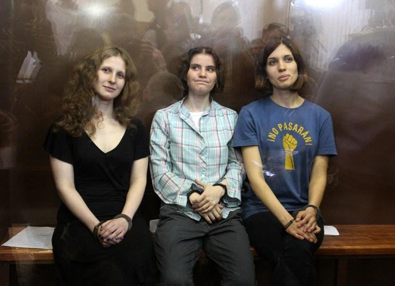 Integrantes da banda Pussy Riot est&atilde;o presas na R&uacute;ssia