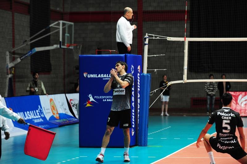 Canoas V&ocirc;lei vence amistoso contra Bol&iacute;var da Argentina