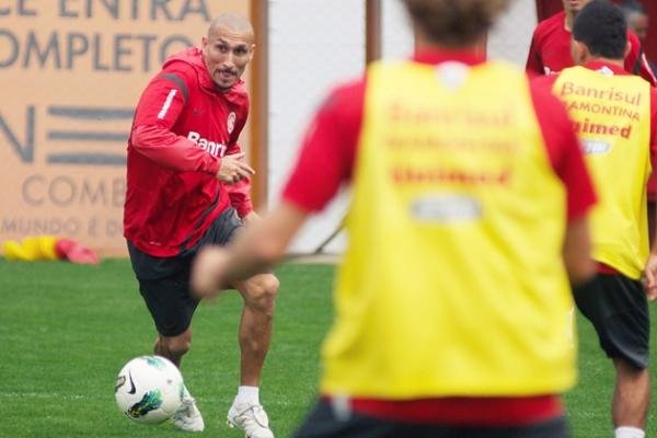 Gui&ntilde;azu promete Inter indignado no Brasileir&atilde;o