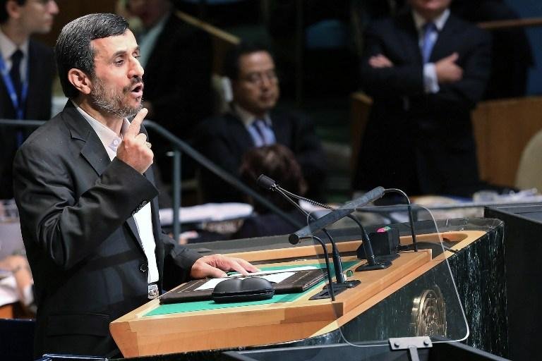 Mahmoud Ahmadinejad em discurso na Assembleia Geral da ONU, em Nova Iorque