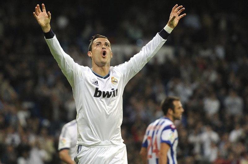 Cristiano Ronaldo marcou tr&ecirc;s na vit&oacute;ria do Real