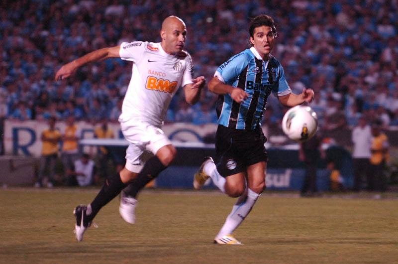 Moreno diz que Gr&ecirc;mio relaxou ap&oacute;s expuls&atilde;o de Neymar