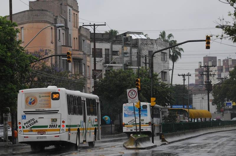 H&aacute; sem&aacute;foros inoperantes em 18 cruzamentos da Capital