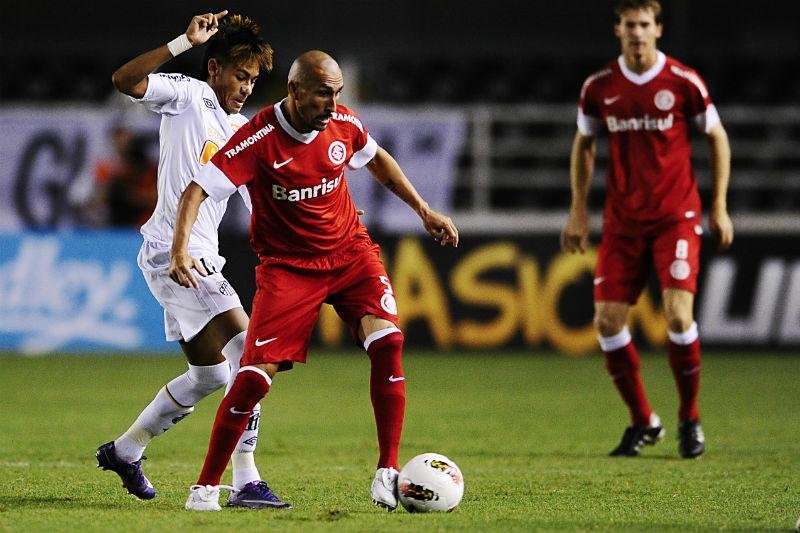 Antes de enfrentar o Santos, Gui&ntilde;azu servir&aacute; a sele&ccedil;&atilde;o Argentina
