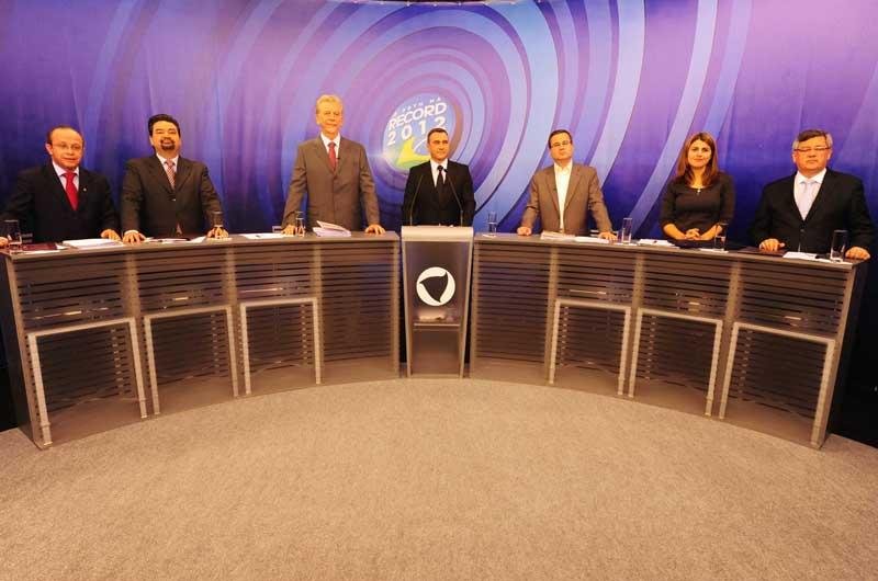 Candidatos participaram de debate na TV Record